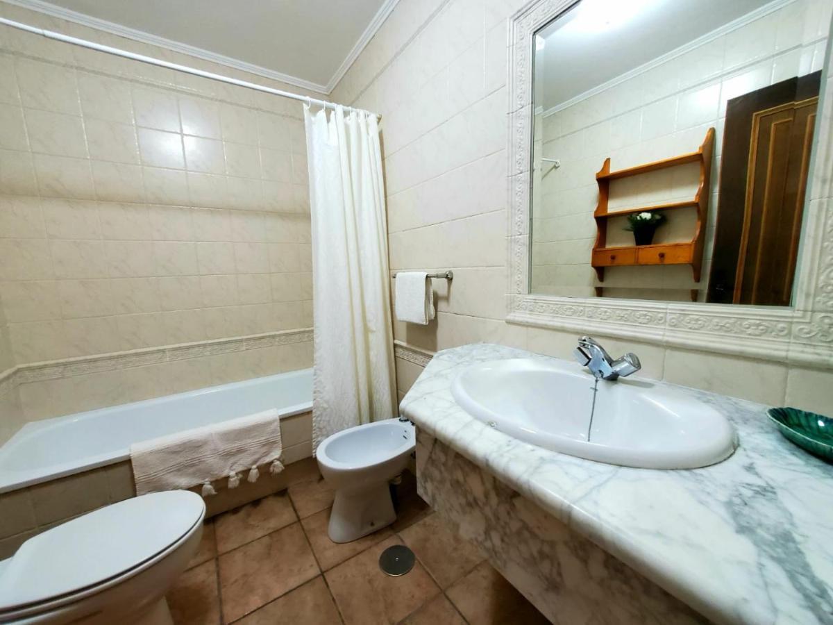 Apartamentos Turisticos Rosa Ribadeo Exterior photo
