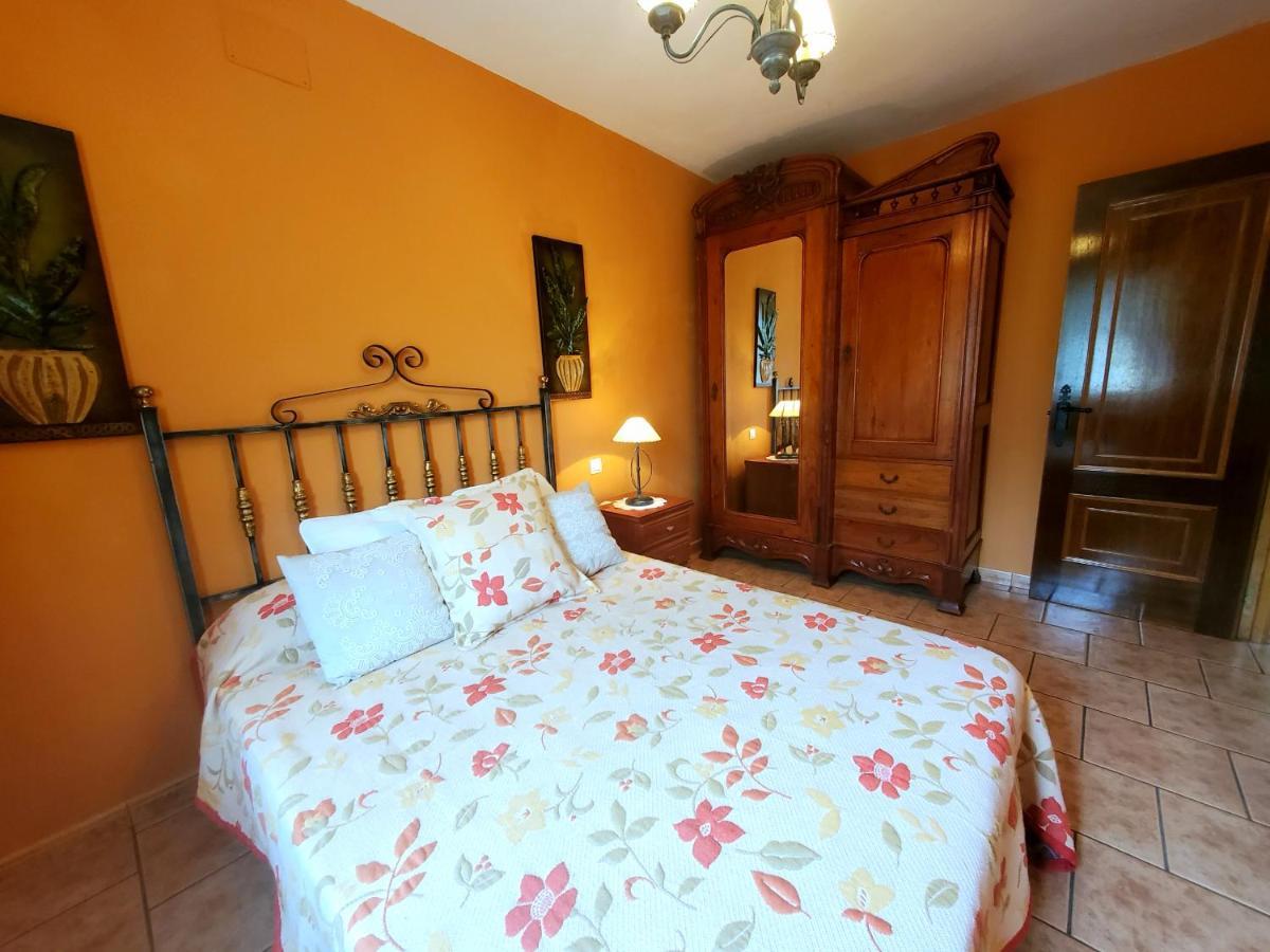 Apartamentos Turisticos Rosa Ribadeo Exterior photo